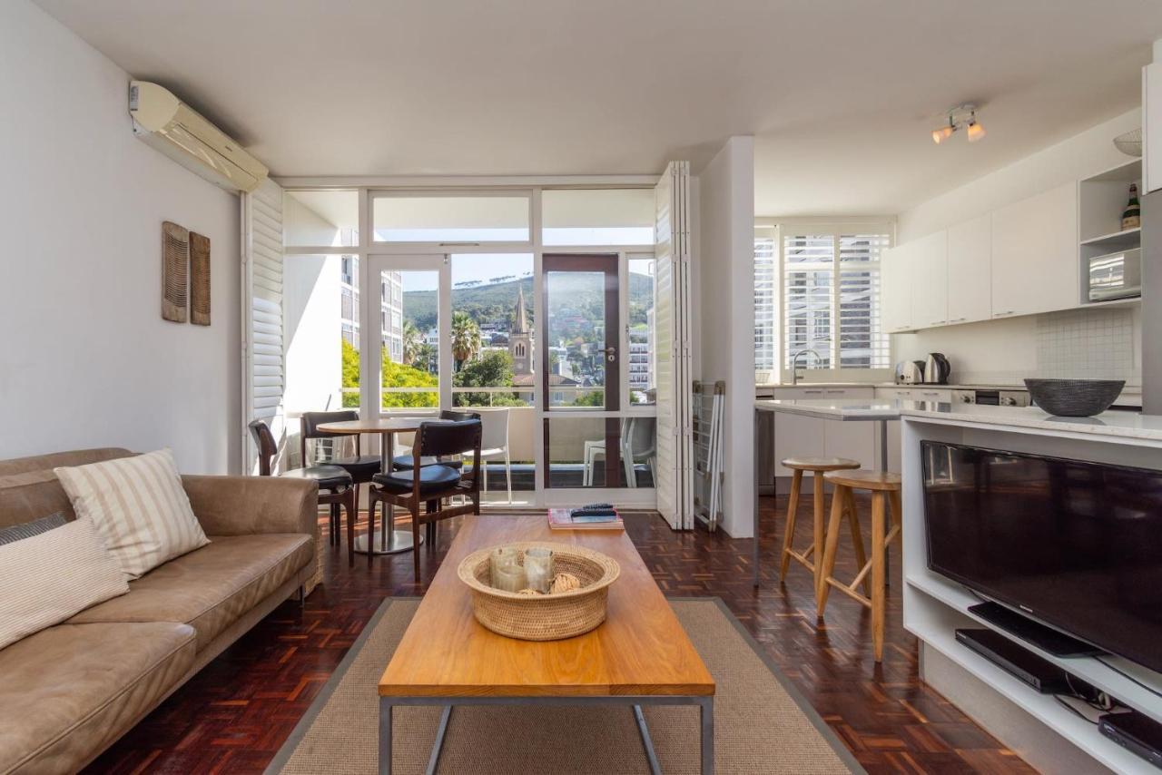Apartment Lovely One Bedroom - *