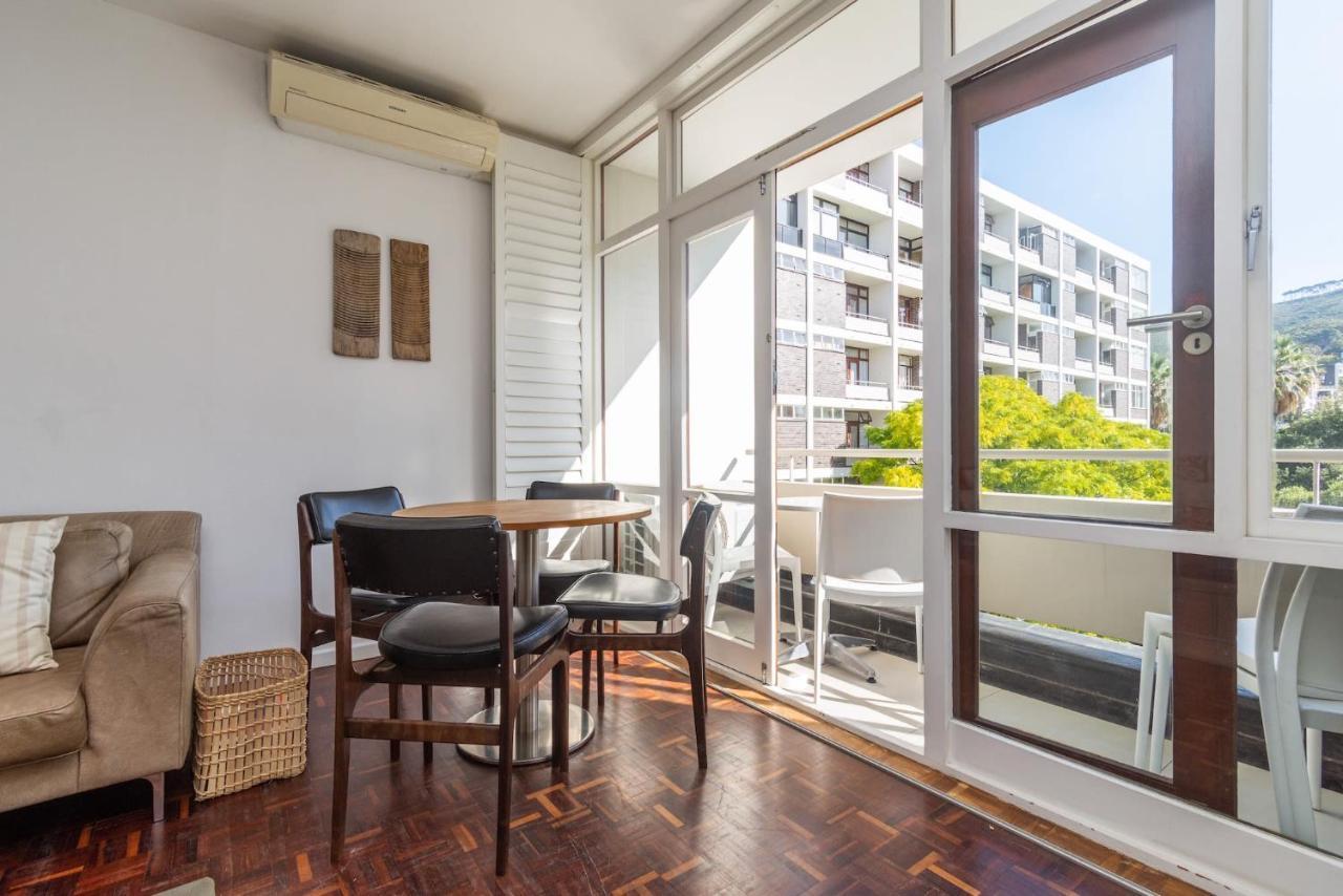 Lovely One Bedroom - Cape Town